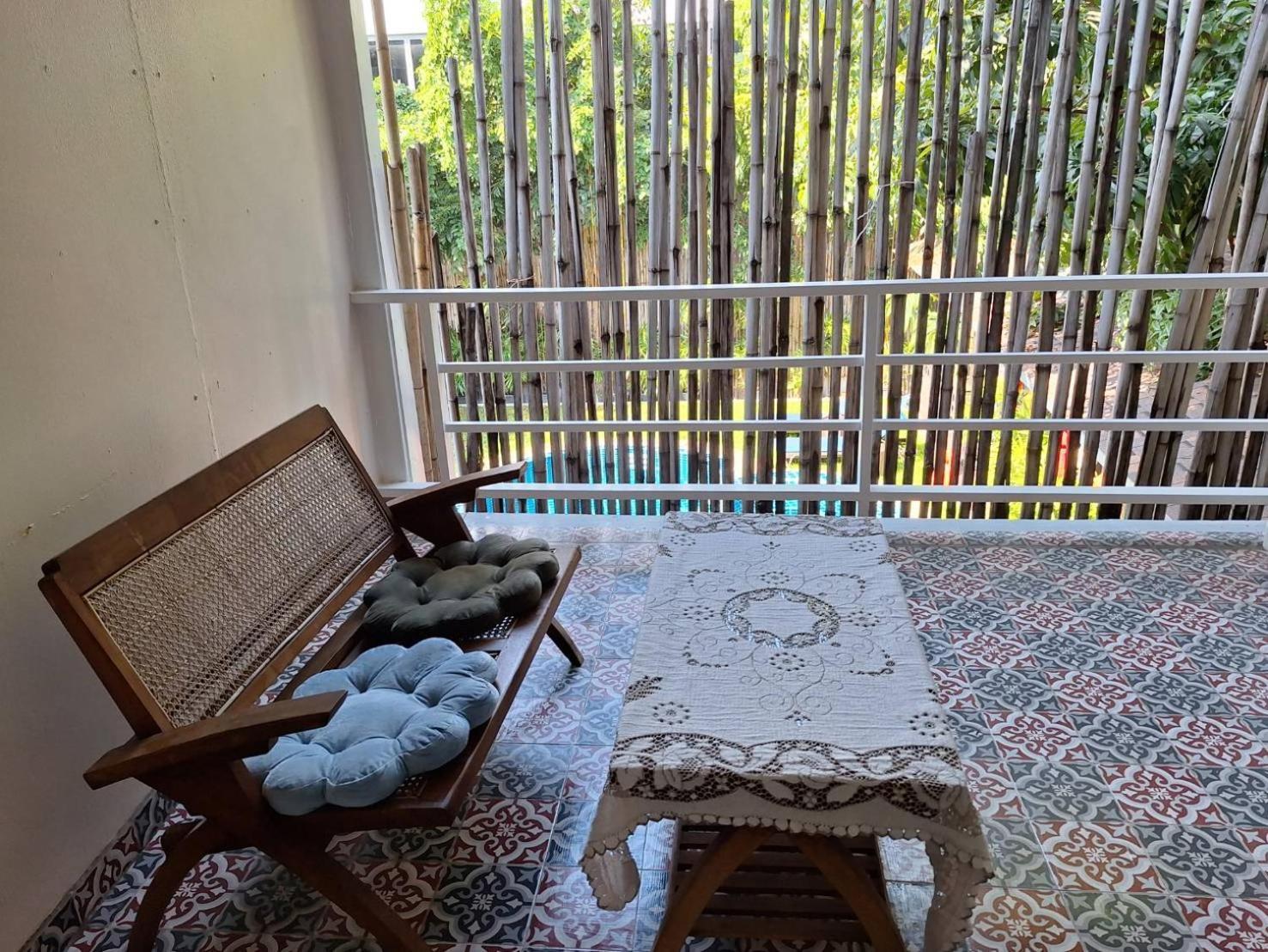 The Commonroom Cnx Chiang Mai Bagian luar foto