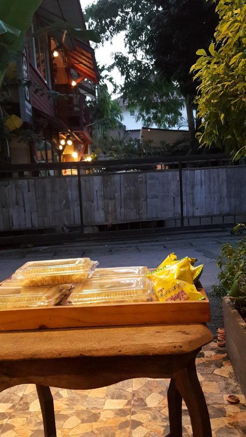 The Commonroom Cnx Chiang Mai Bagian luar foto